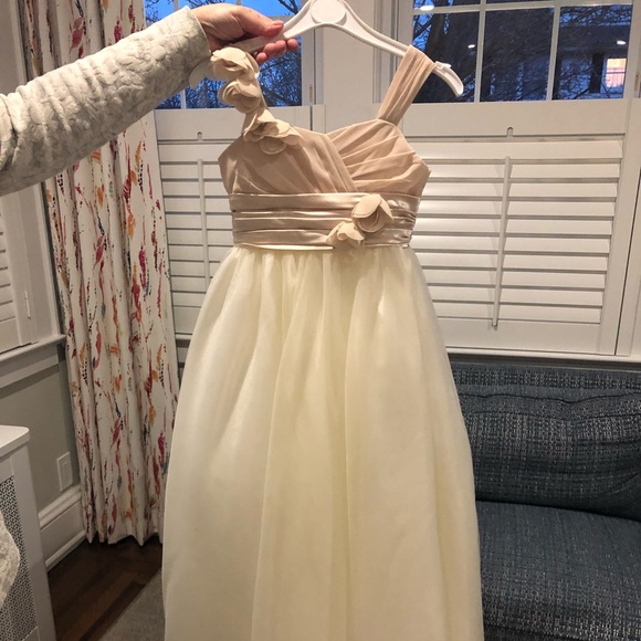2 flower girl dresses. size 5 from Bill Levkoff.. - Picture 3 of 4